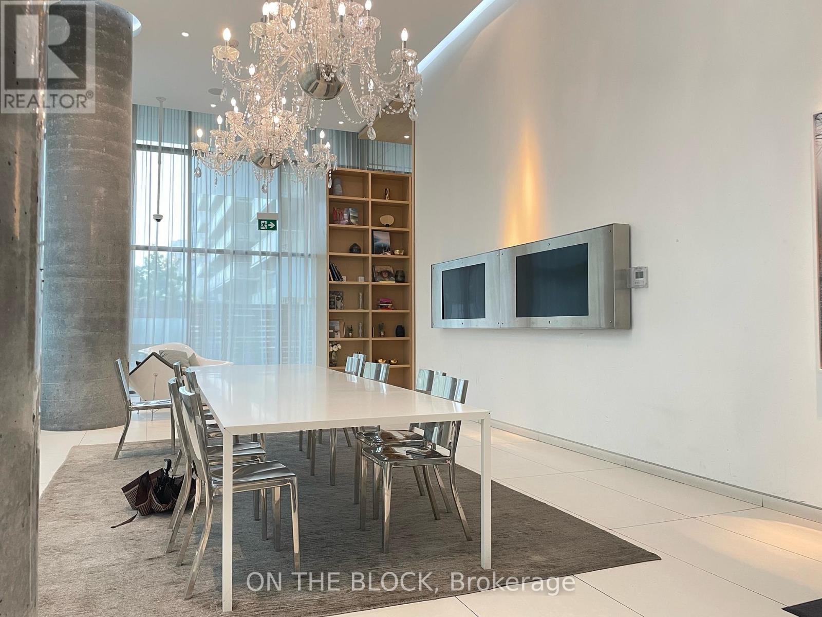 #509 185 ROEHAMPTON AVENUE - 23