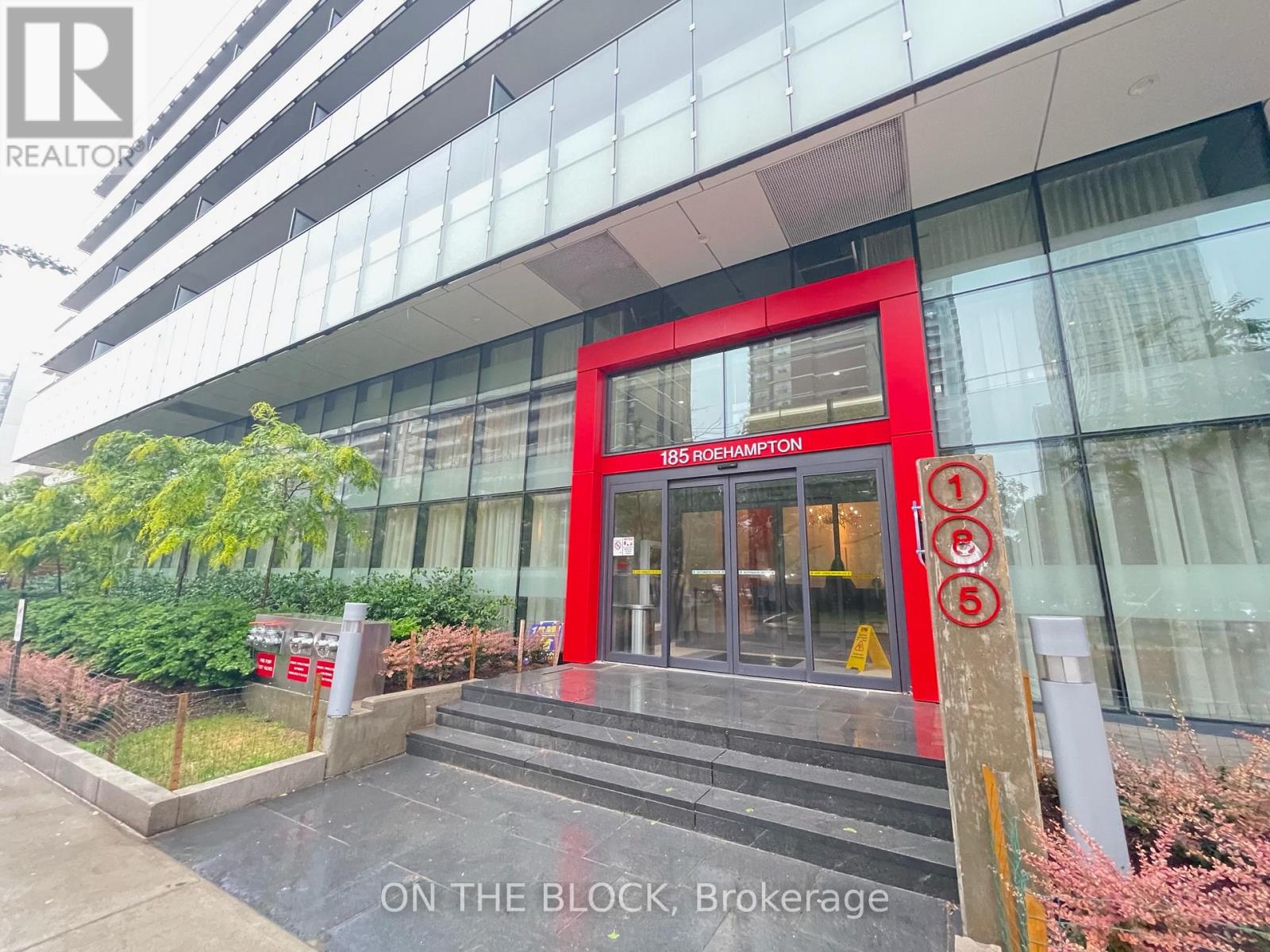 #509 185 ROEHAMPTON AVENUE - 27
