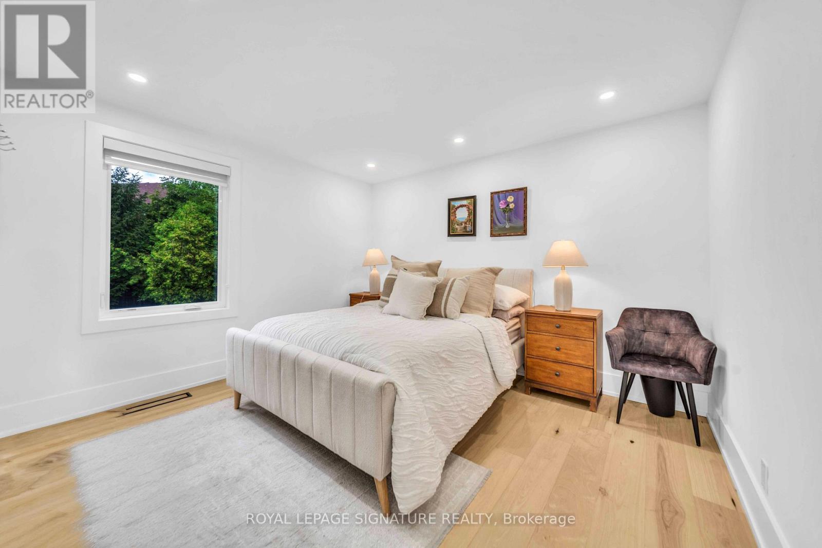 3 PAMCREST DRIVE - 16