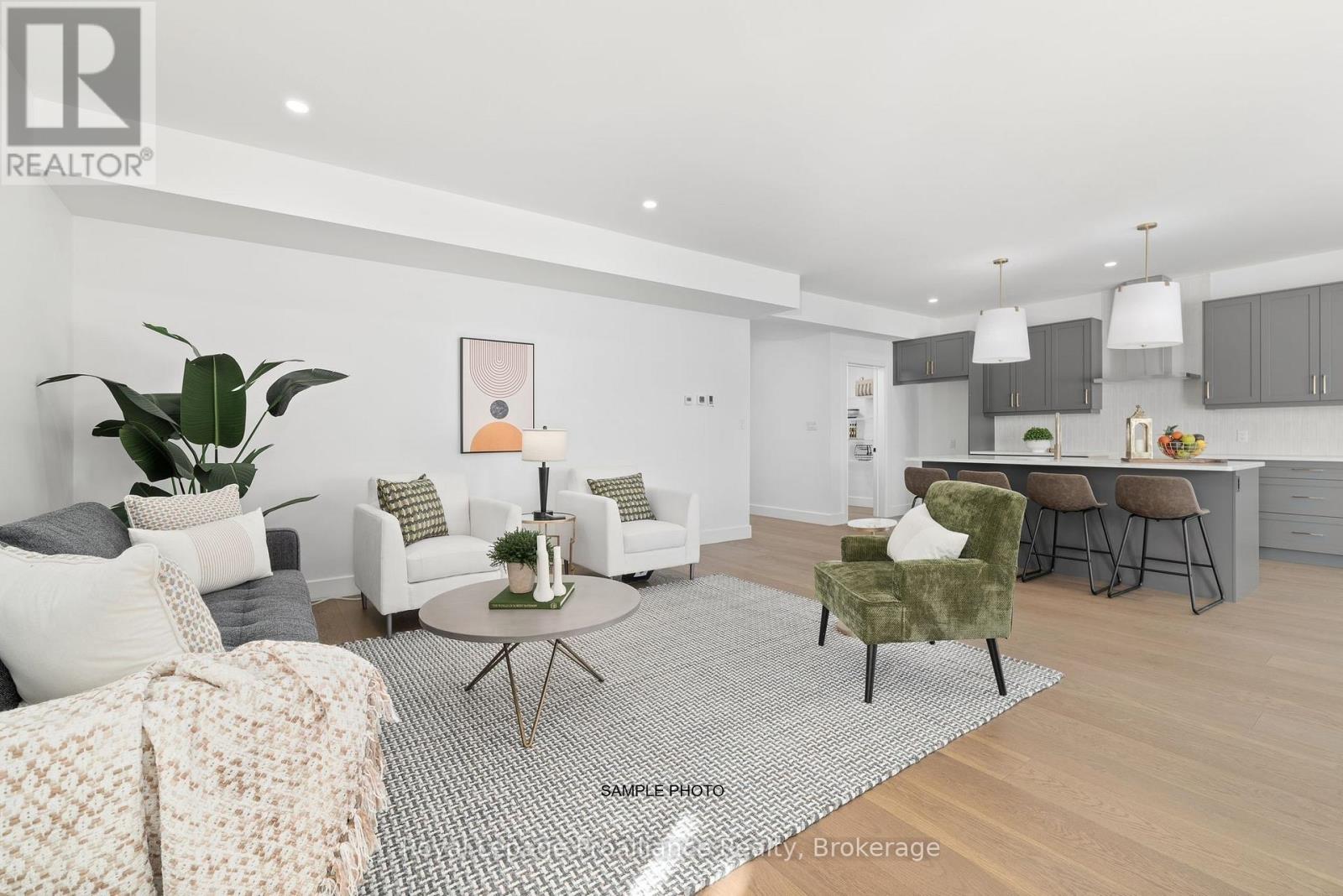 28 FRASER DRIVE - 16