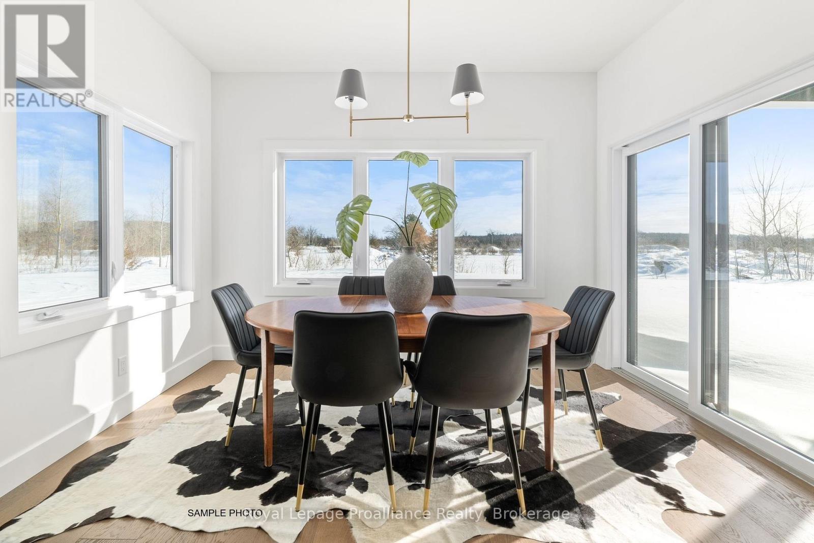 28 FRASER DRIVE - 13