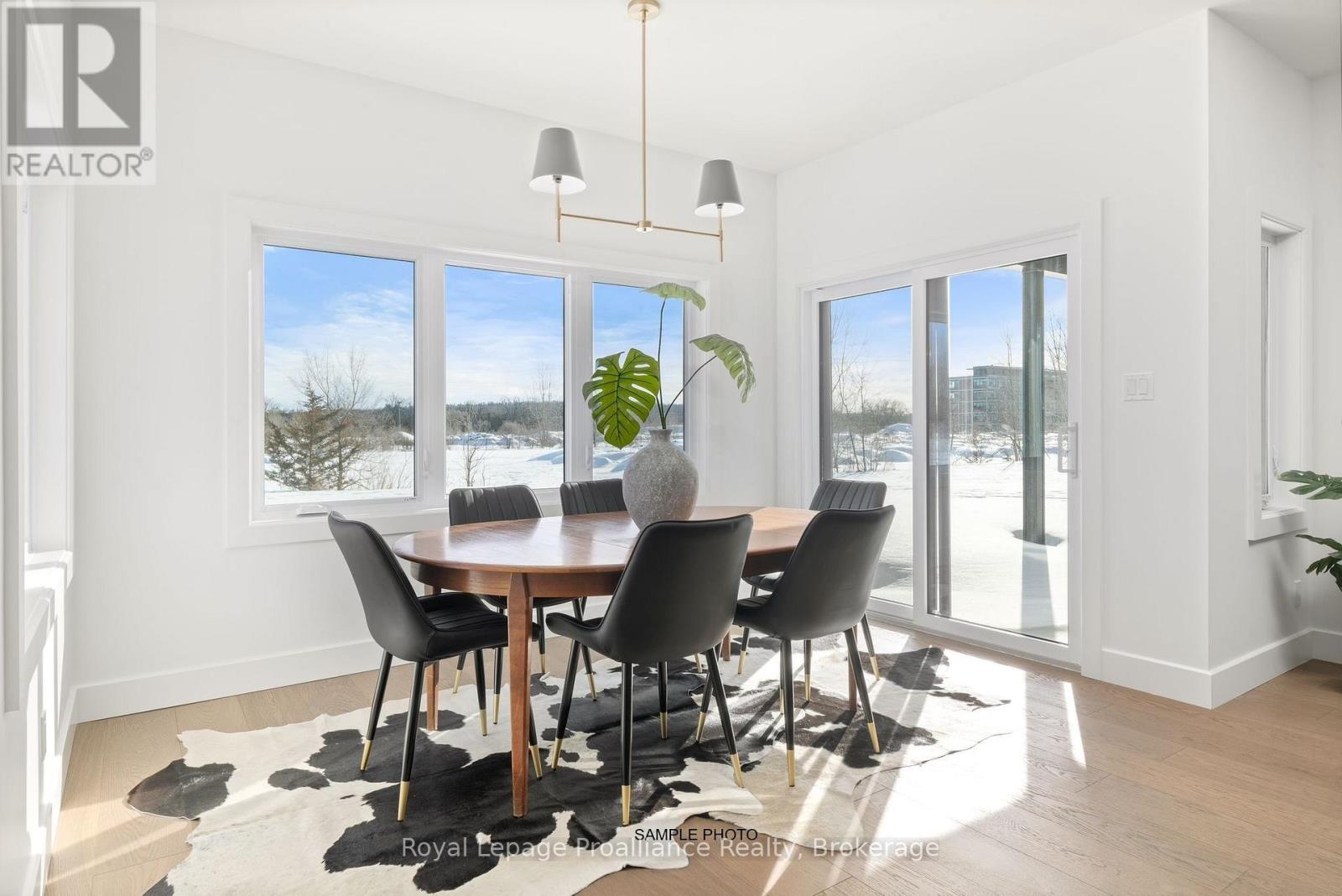 28 FRASER DRIVE - 12