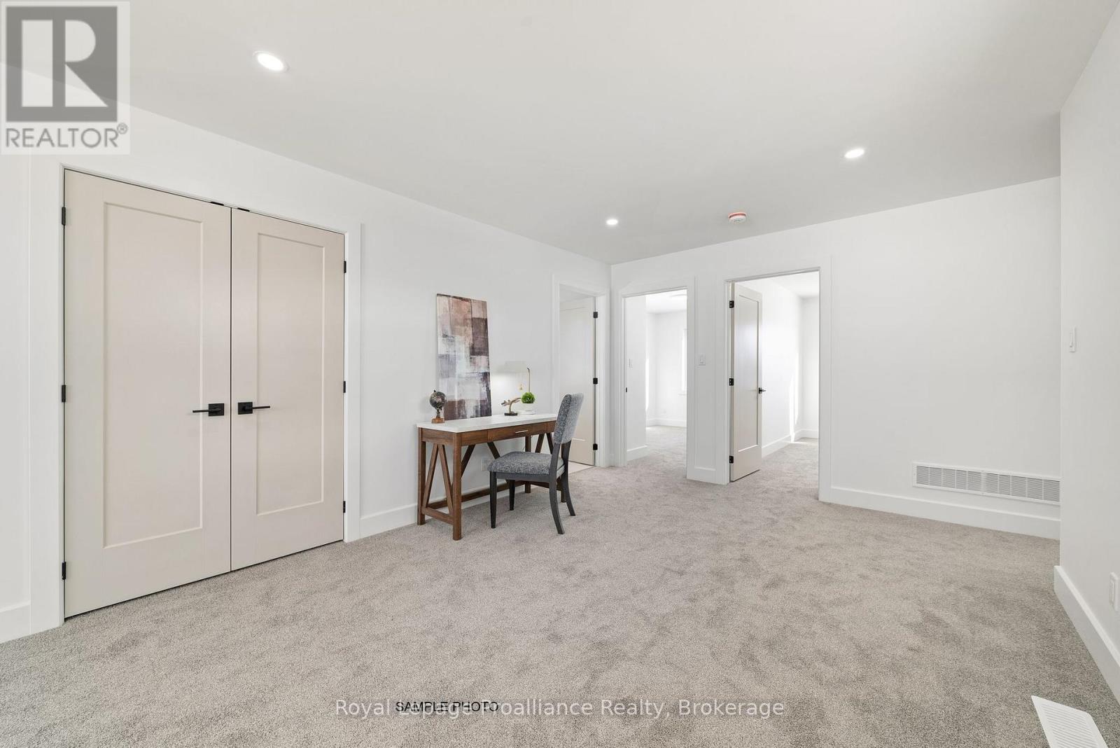 28 FRASER DRIVE - 21