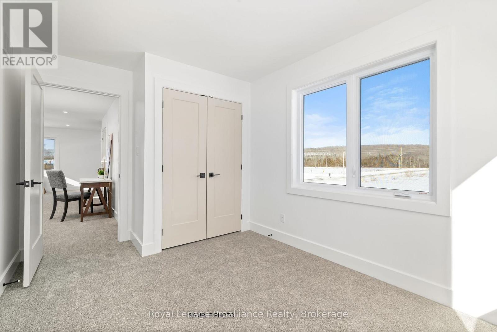 28 FRASER DRIVE - 24