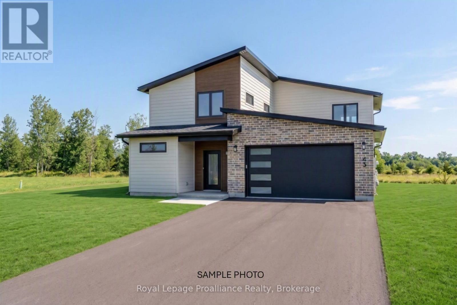 28 FRASER DRIVE - 2