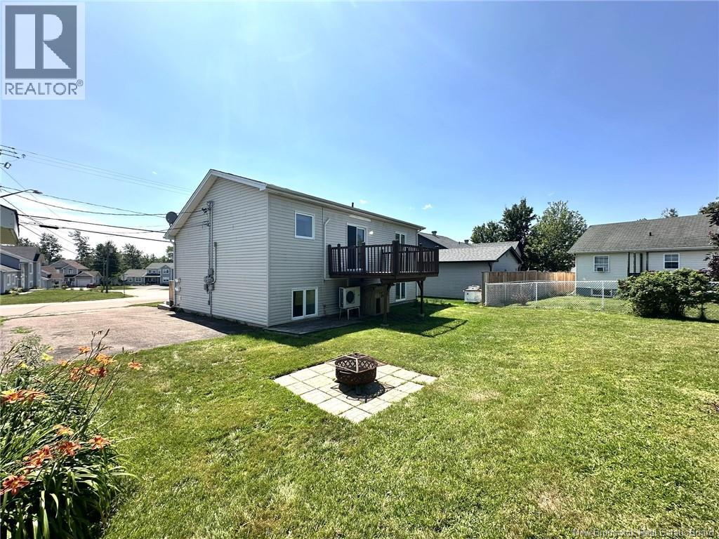 44-46 Theriault Street - 6