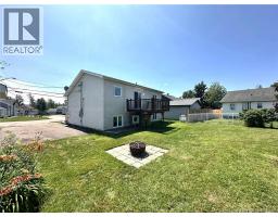 44-46 Theriault Street, photo 6
