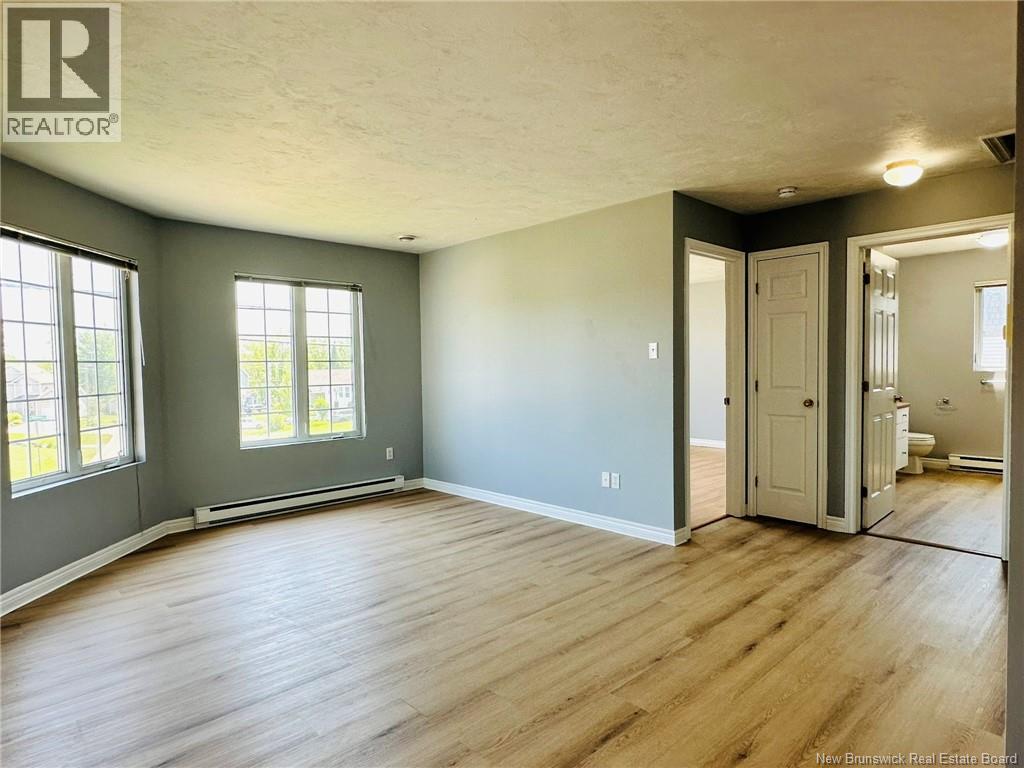 44-46 Theriault Street - 11