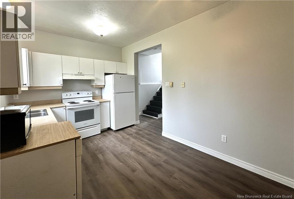 44-46 Theriault Street - 29