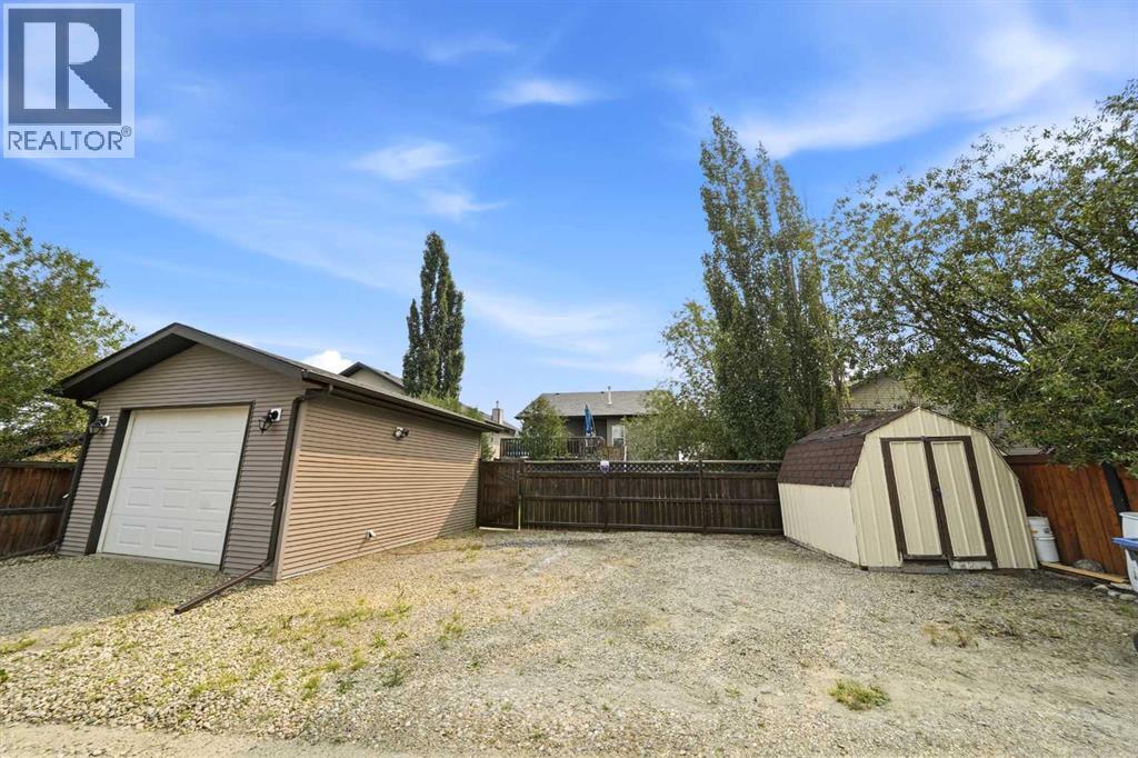 Listing photo – 19 Lambertson Place, Sylvan Lake