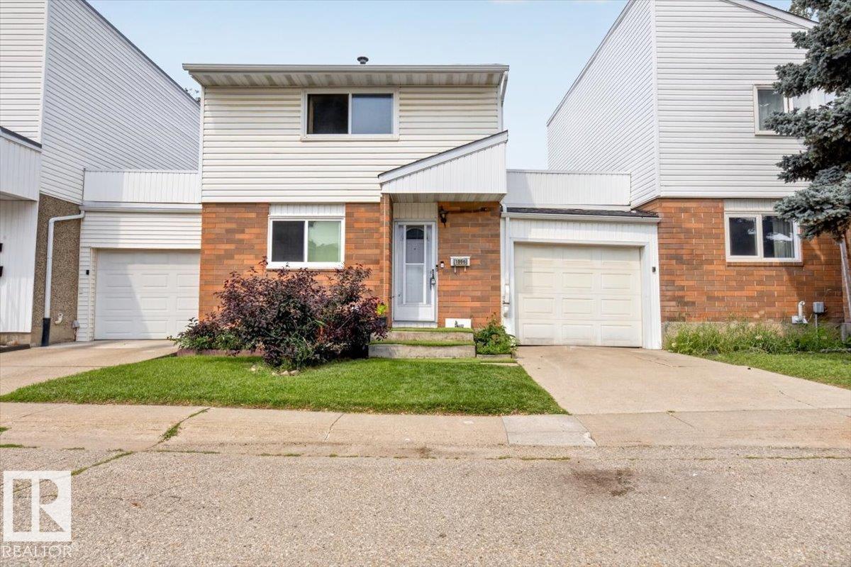 Photo of 1096 MILLBOURNE RD E NW, Edmonton