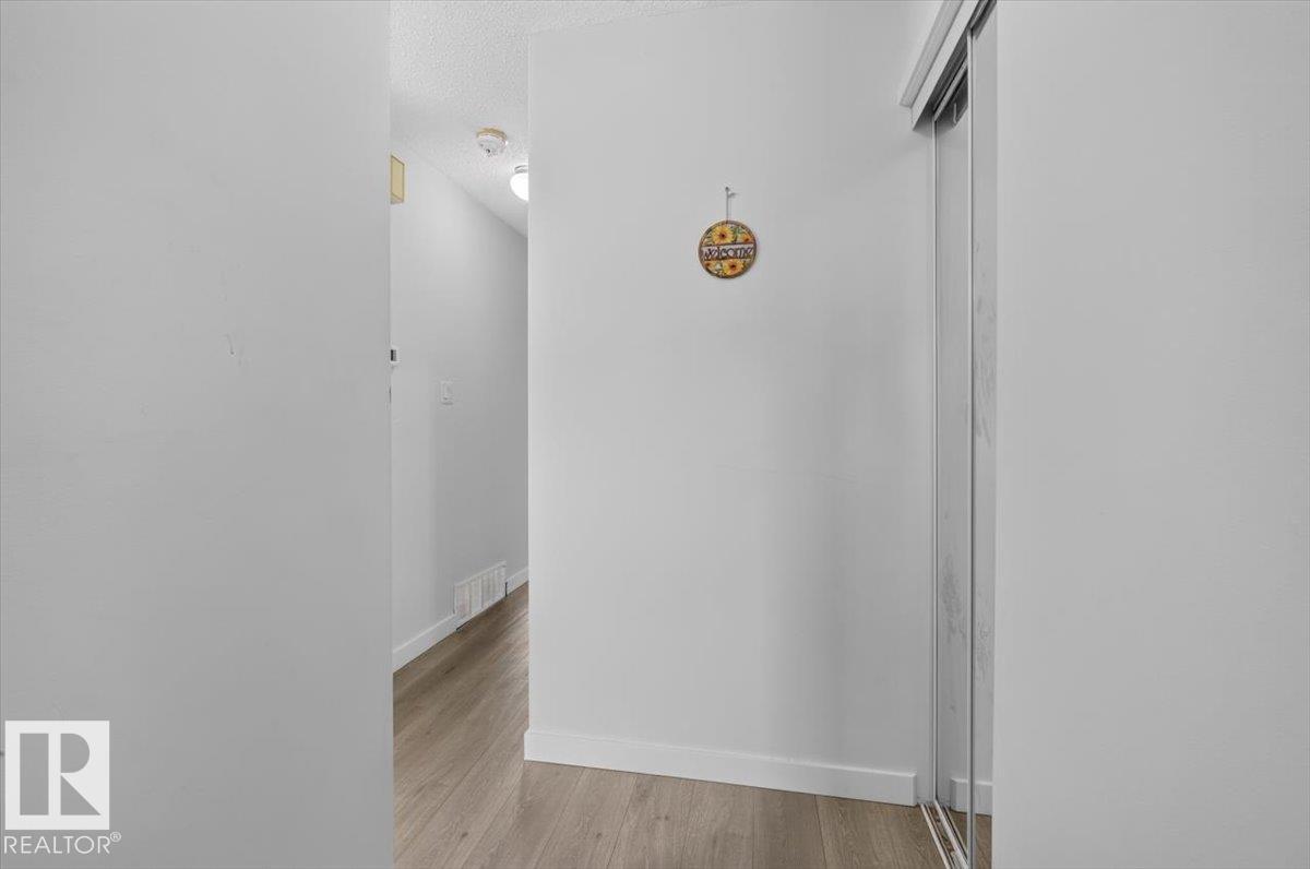 Property photograph 6 for MLS E4500622