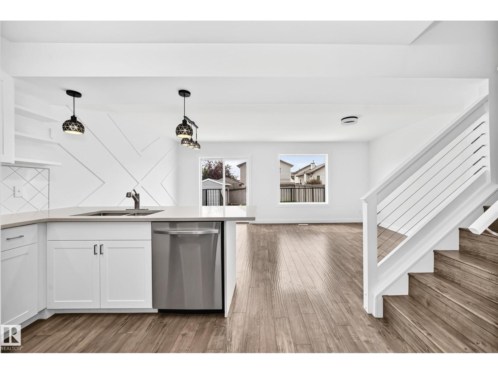 13005 162A AV NW - 11