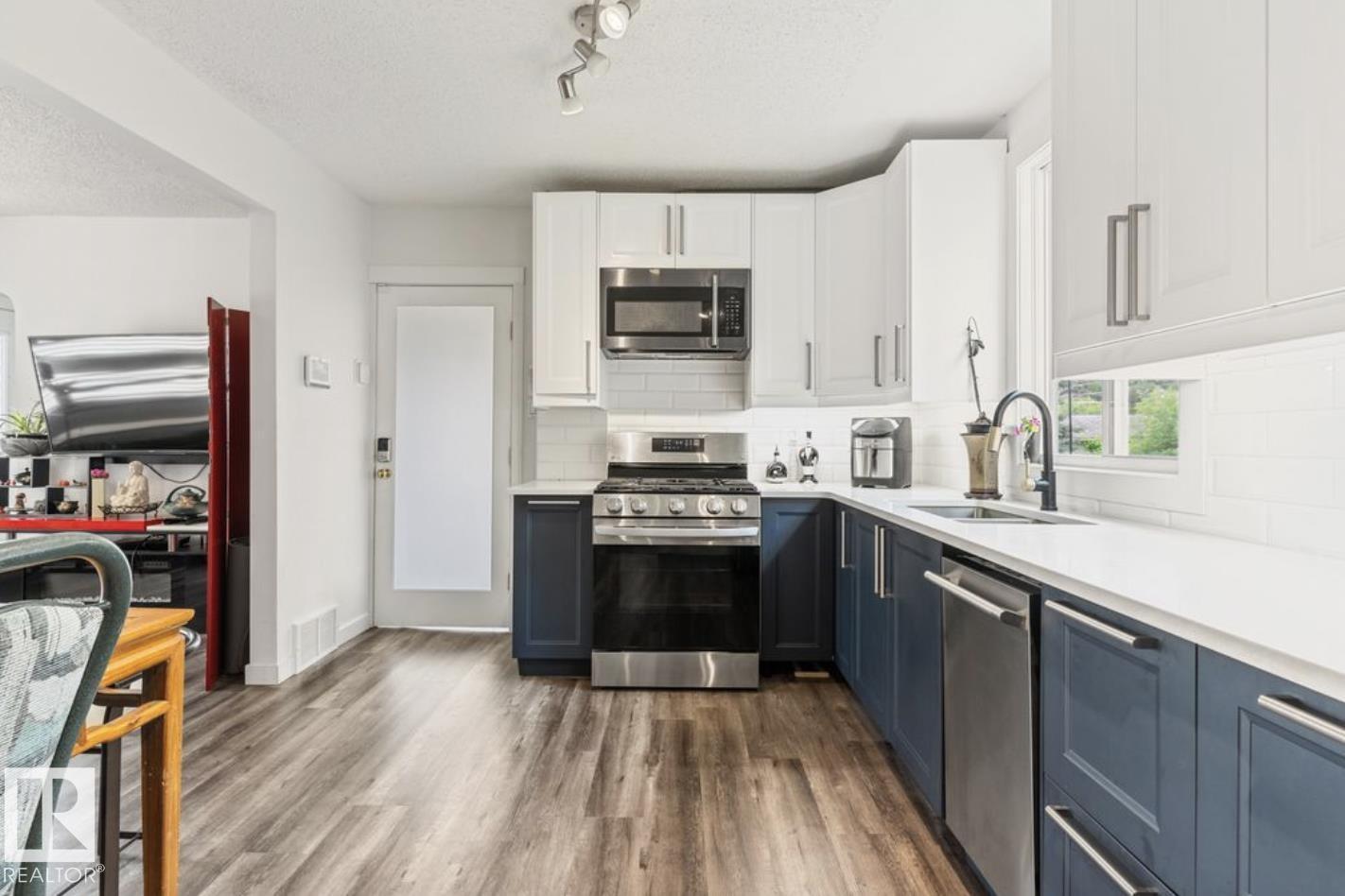 12150 47 ST NW - 11