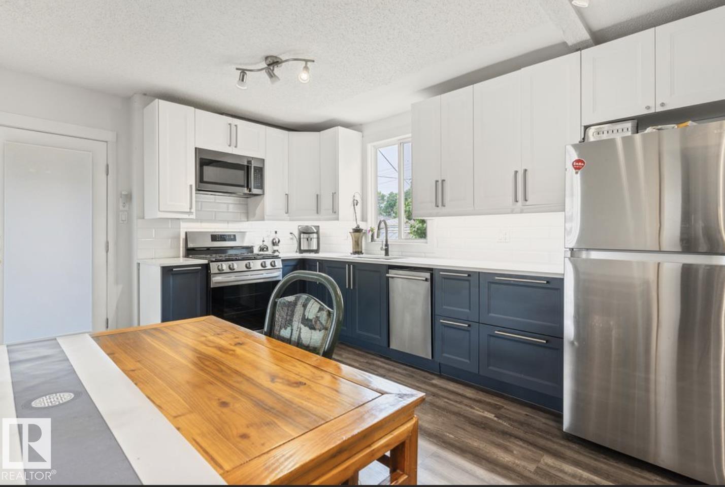12150 47 ST NW - 12