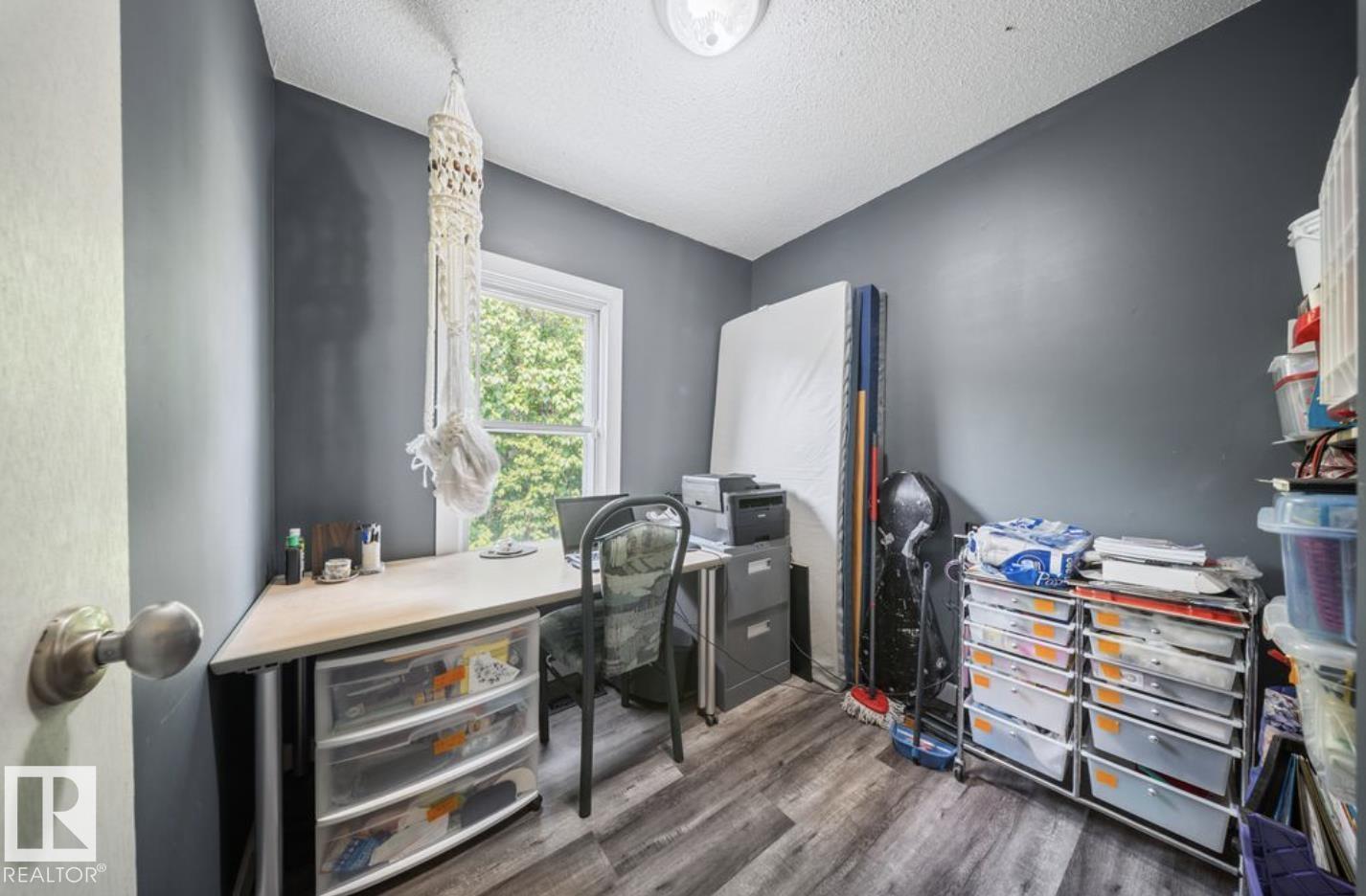 12150 47 ST NW - 16