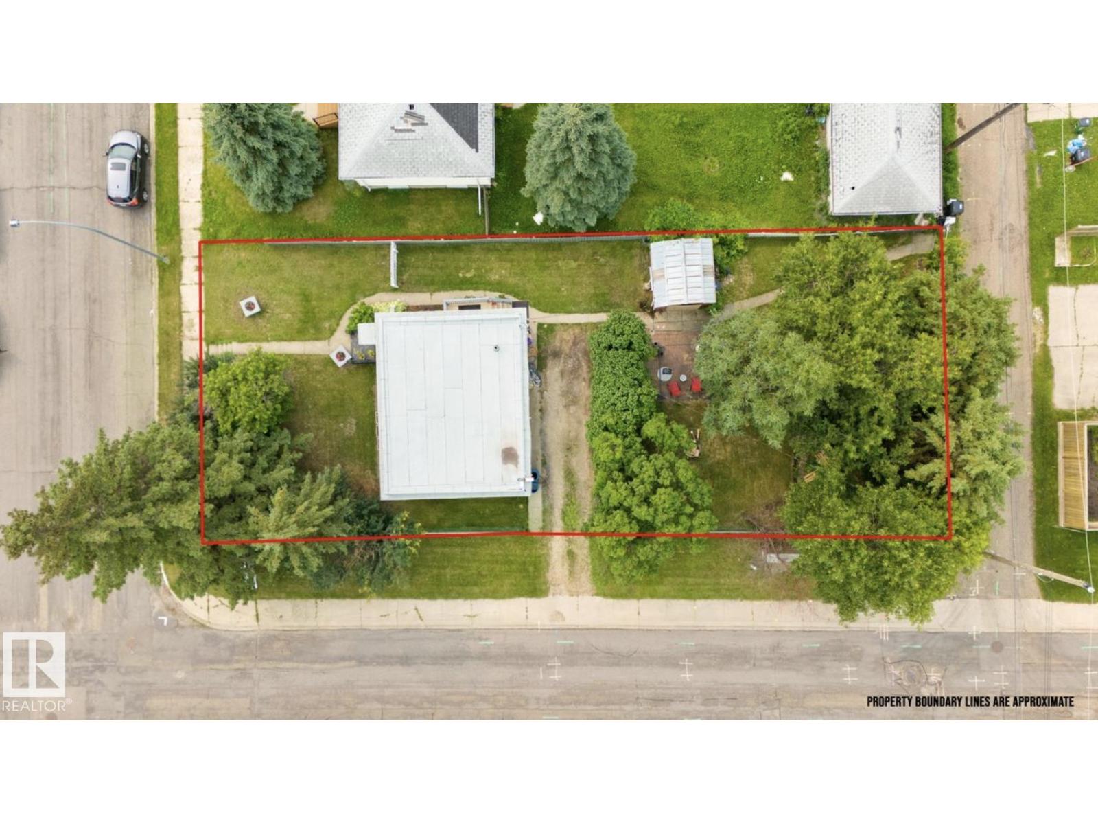 12150 47 ST NW - 36