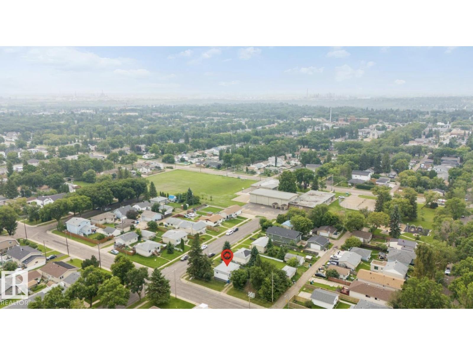 12150 47 ST NW - 37