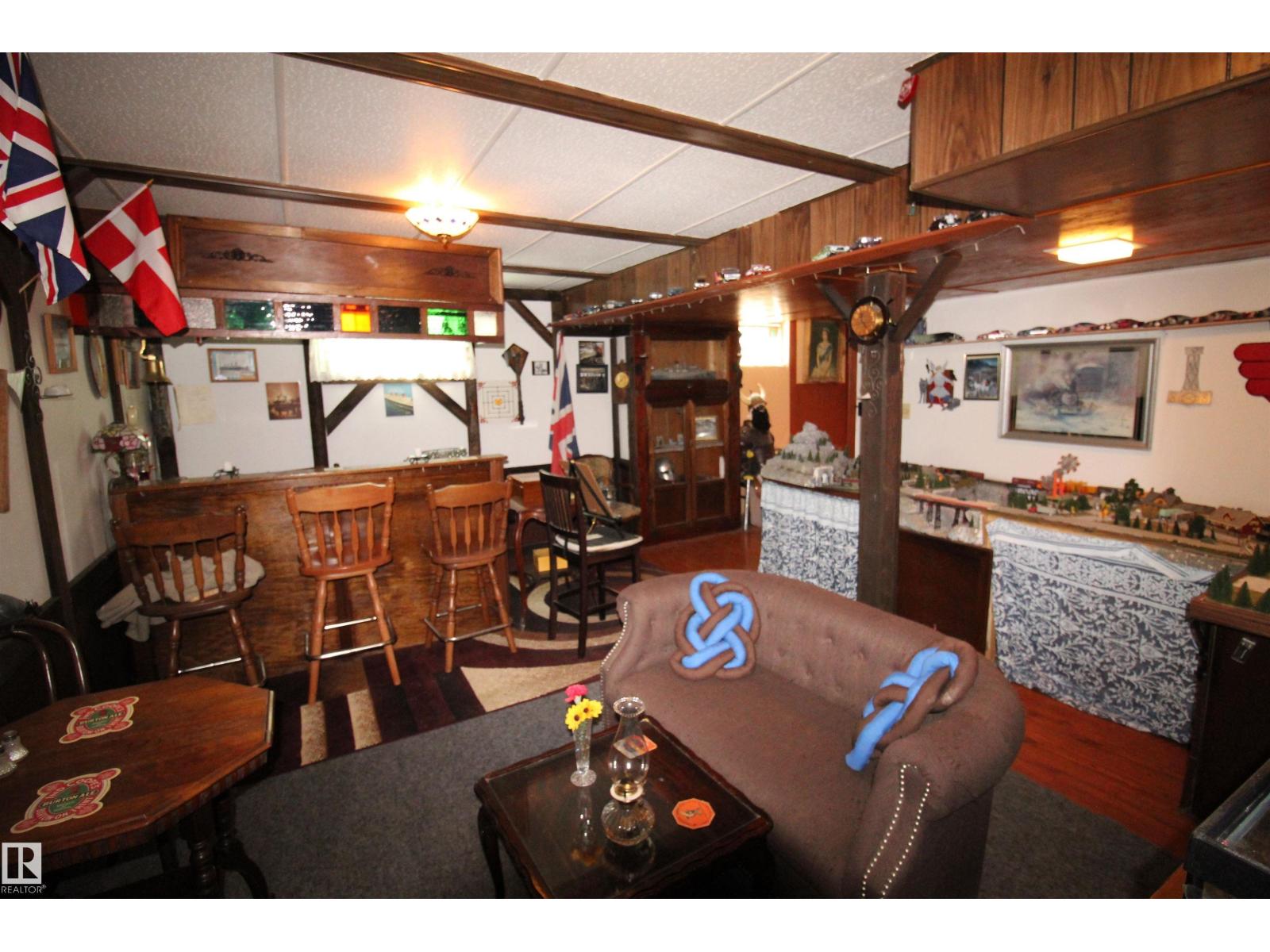 5436 MOOSEHORN AV - Image 33
