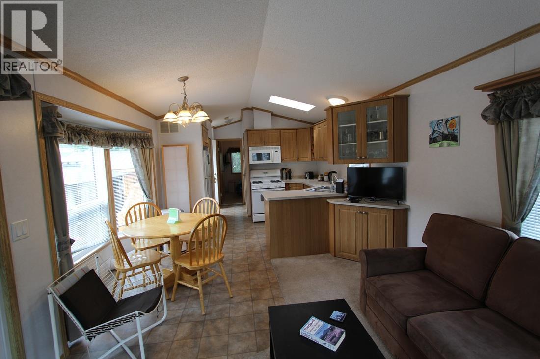 #251 3980 Squilax-Anglemont Road - 10