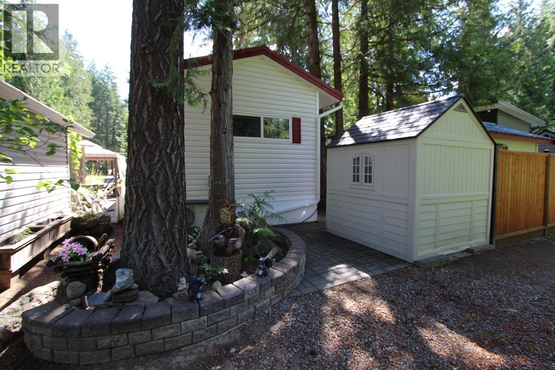 #378 3980 Squilax Anglemont Road - 30