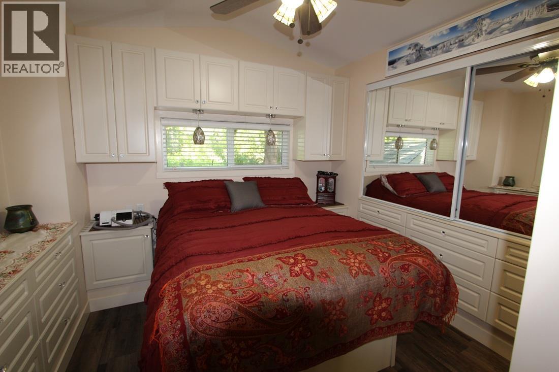 #378 3980 Squilax Anglemont Road - 14