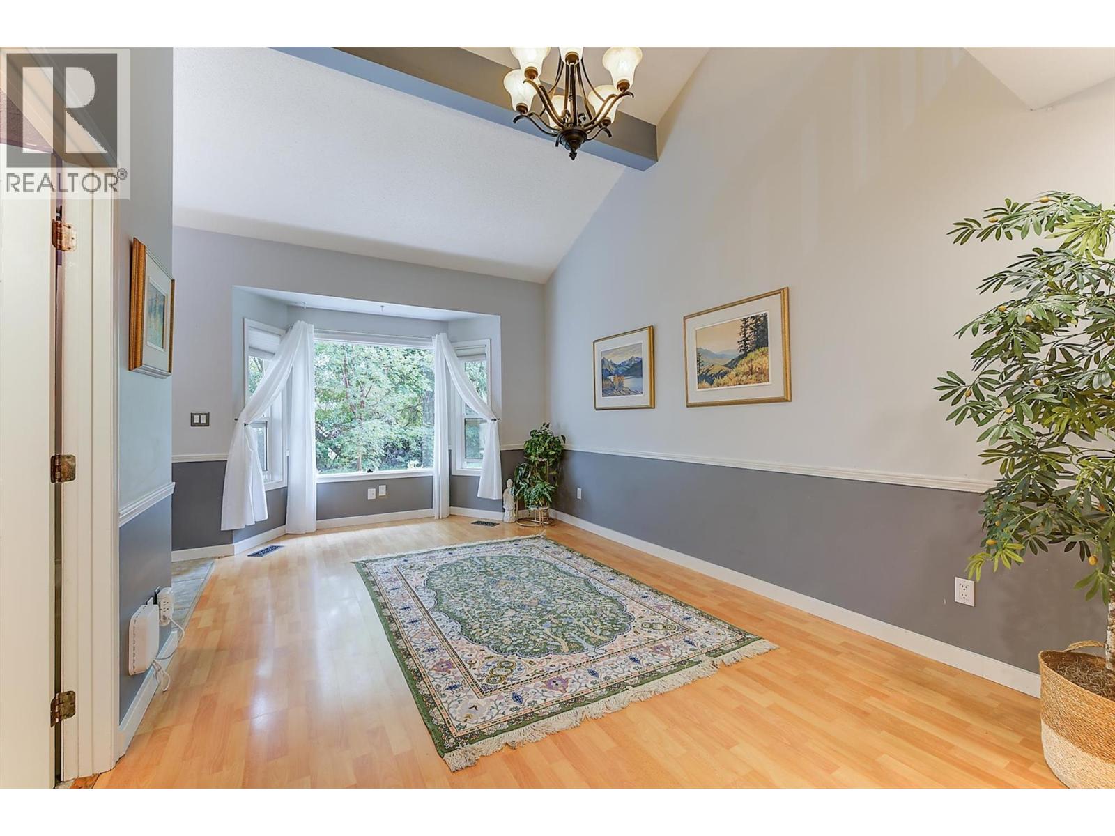 #404 3155 Gordon Drive - 9
