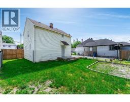 8 Payne Street, Chatham, ON N7M4M9 Photo 23