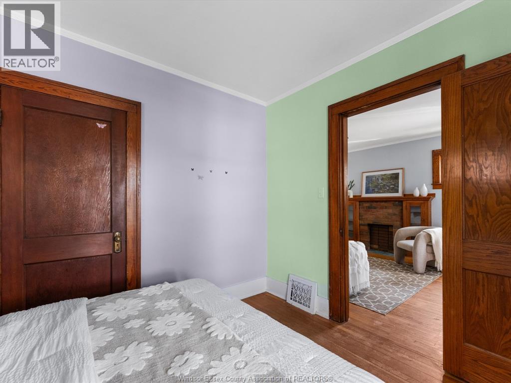 1794 HALL AVENUE - 12