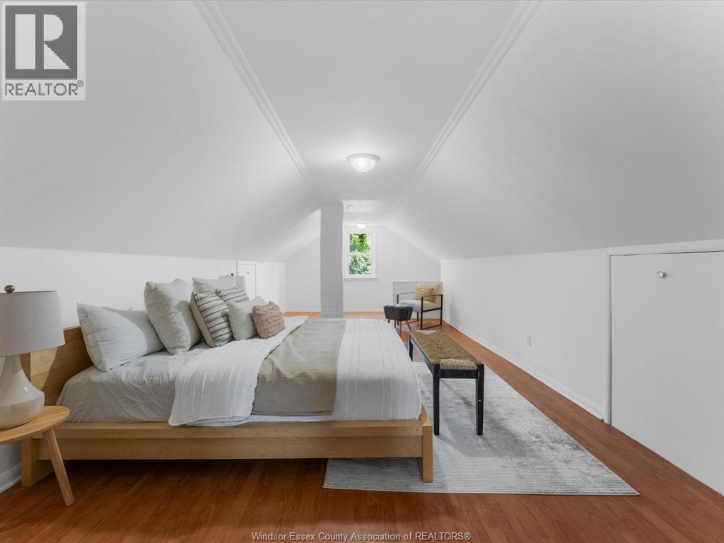 1794 HALL AVENUE - 17