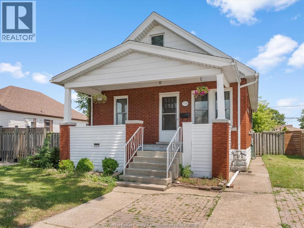 1794 HALL AVENUE - 3