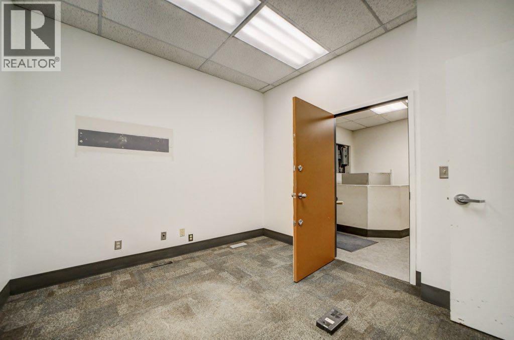 12937 20 Avenue - Photo 10