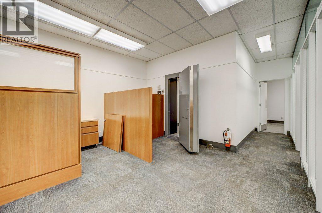 12937 20 Avenue - Photo 15