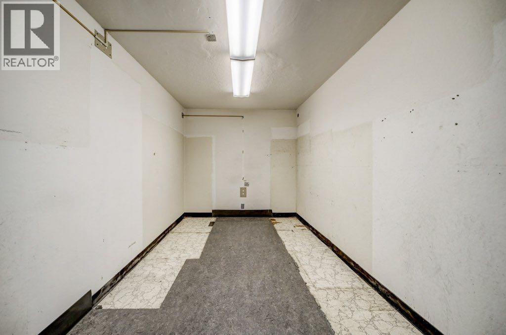 12937 20 Avenue - Photo 17