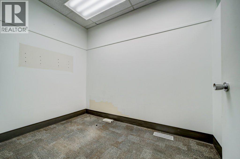 12937 20 Avenue - Photo 21