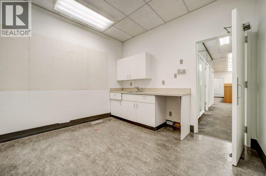 12937 20 Avenue - Photo 23