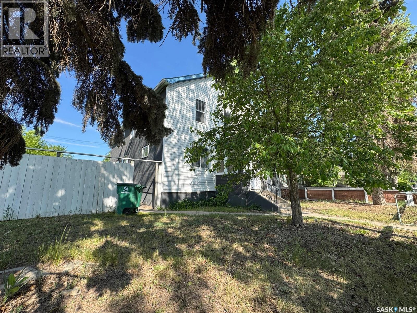 319 H AVENUE S - 3