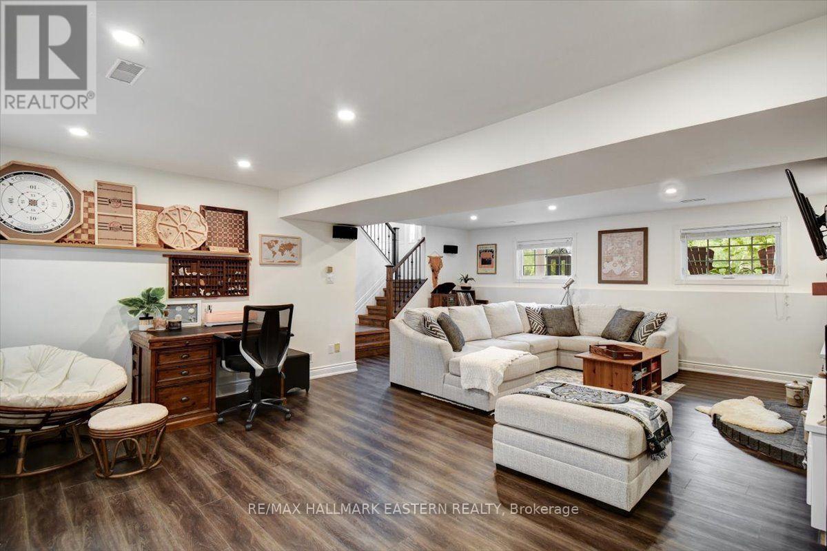 11 HILLSIDE DRIVE - Image 23