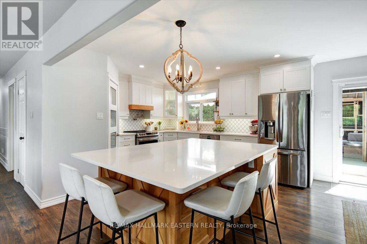 11 HILLSIDE DRIVE - Image 9