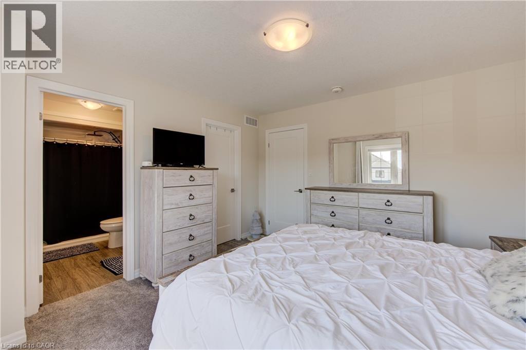 38 CANARY Street - 27
