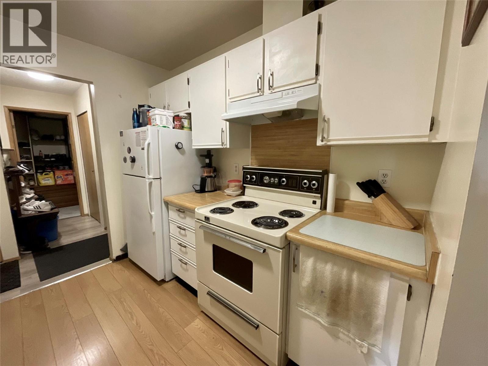 #306 108 Spruce Avenue - 2