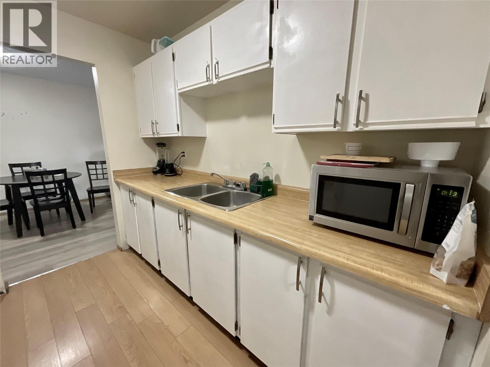 #306 108 Spruce Avenue - 4