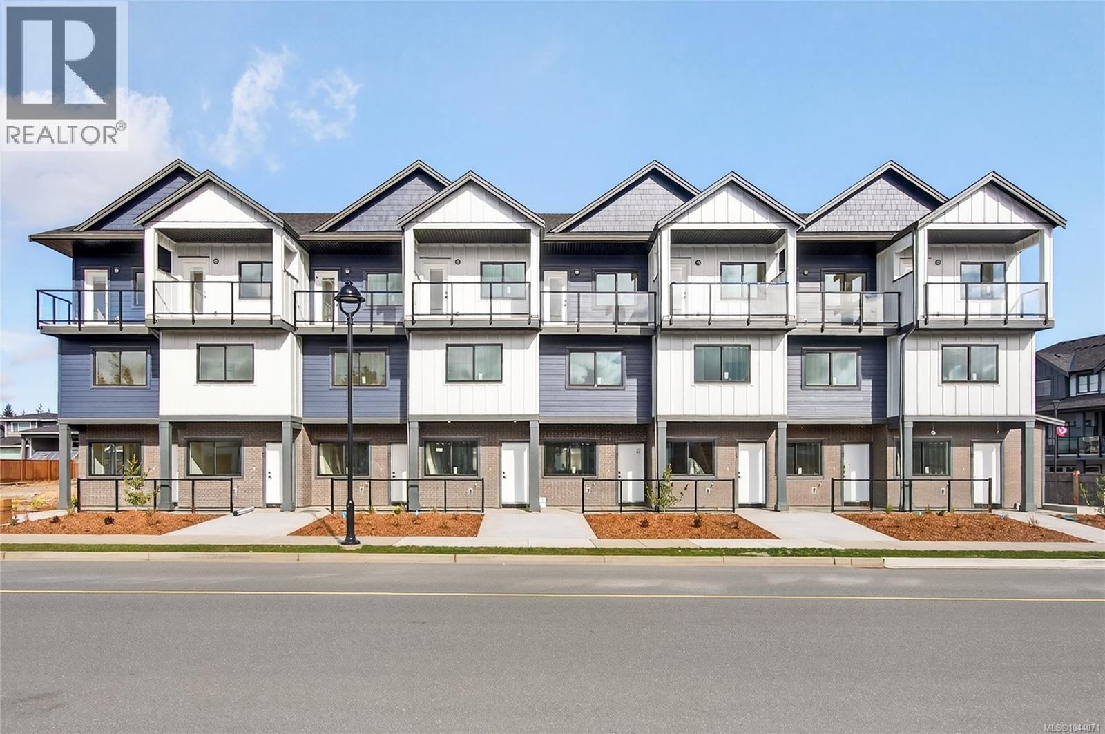 #8 704 Beaver Creek Blvd - 34