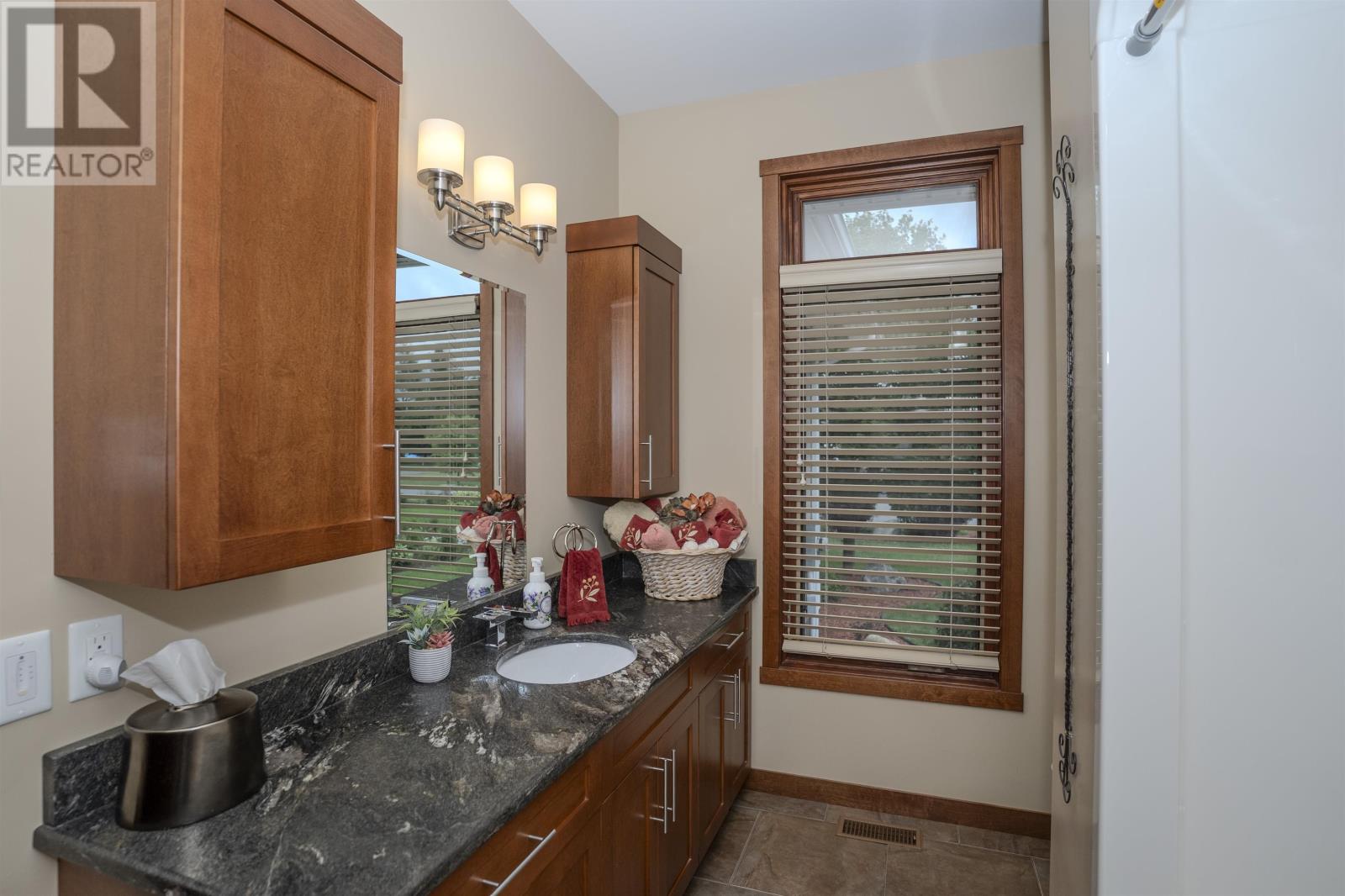 1106 MAHOGANY PL - 30