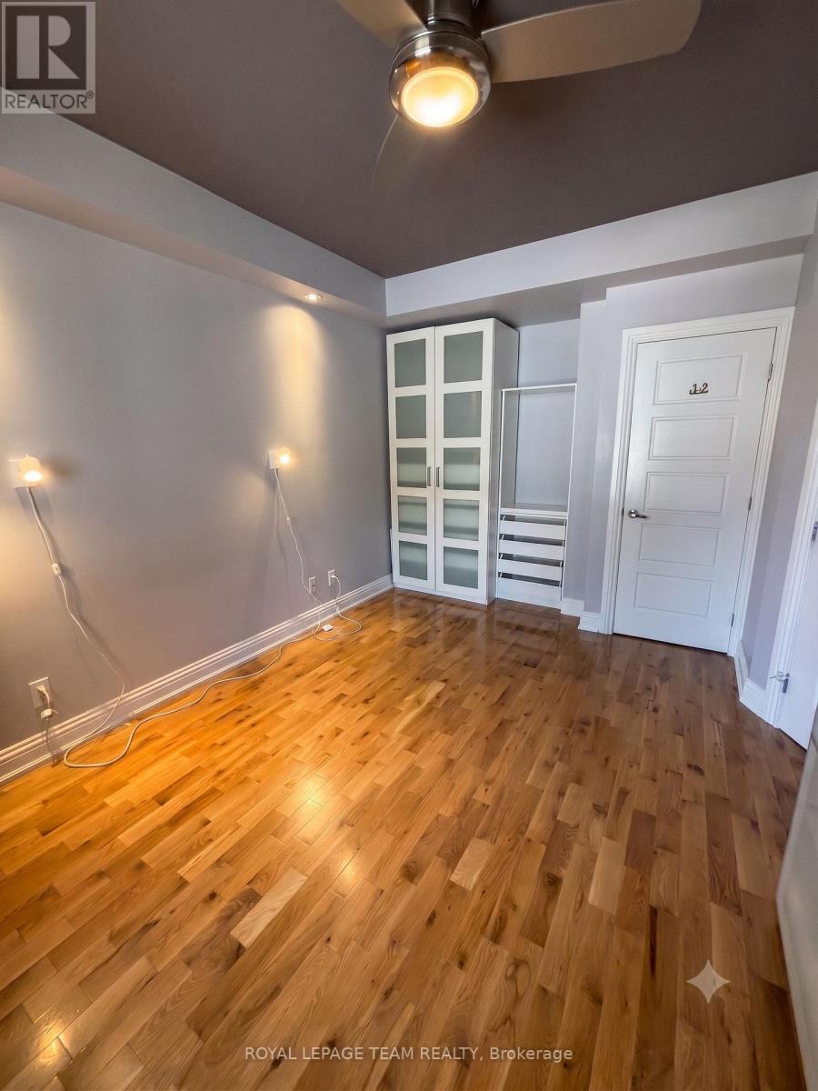 Three Bedroom for Rent in Ottawa – 1 – 212 FLORA STREET, Ottawa – By Peter Sagos - Image 9