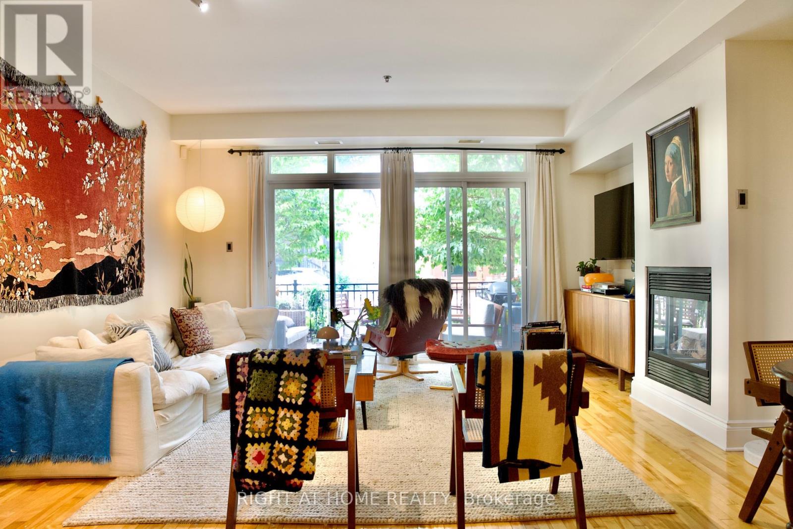 #109 400 MCLEOD STREET - 15