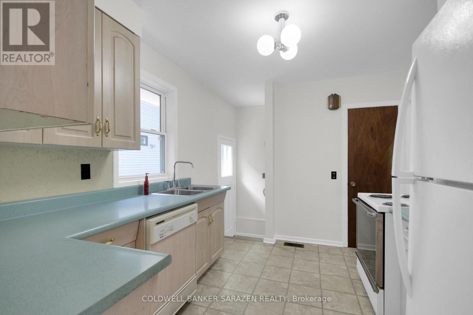 838 MAPLEWOOD AVENUE - Image 16
