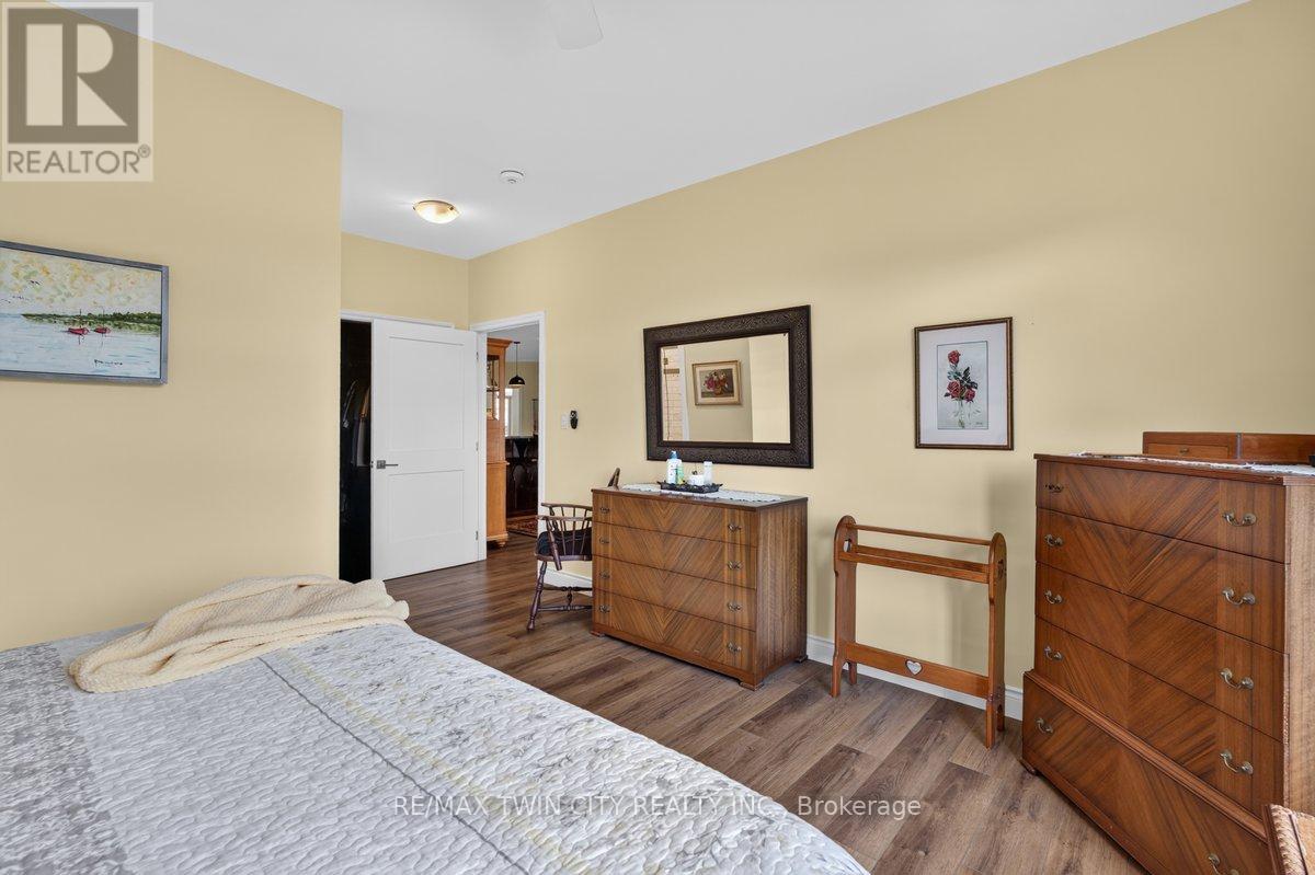 #7 410 RIDGE ROAD - Image 19