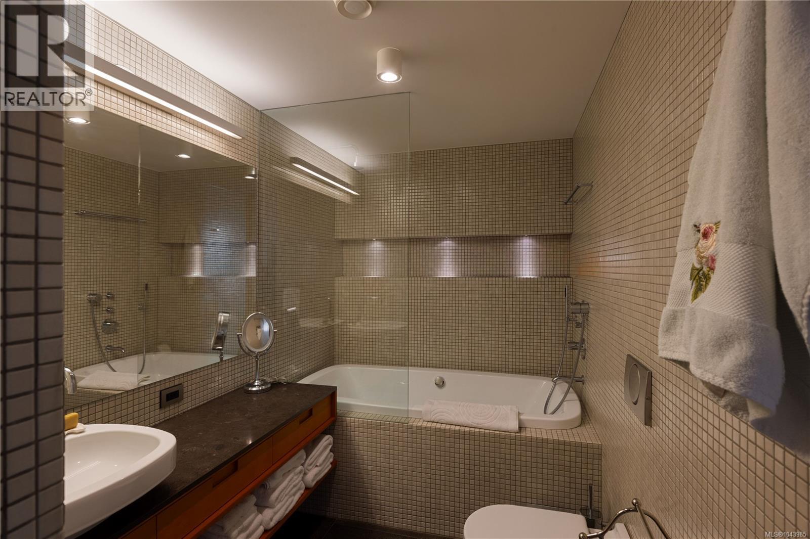 224 Bay Ridge Pl - 60
