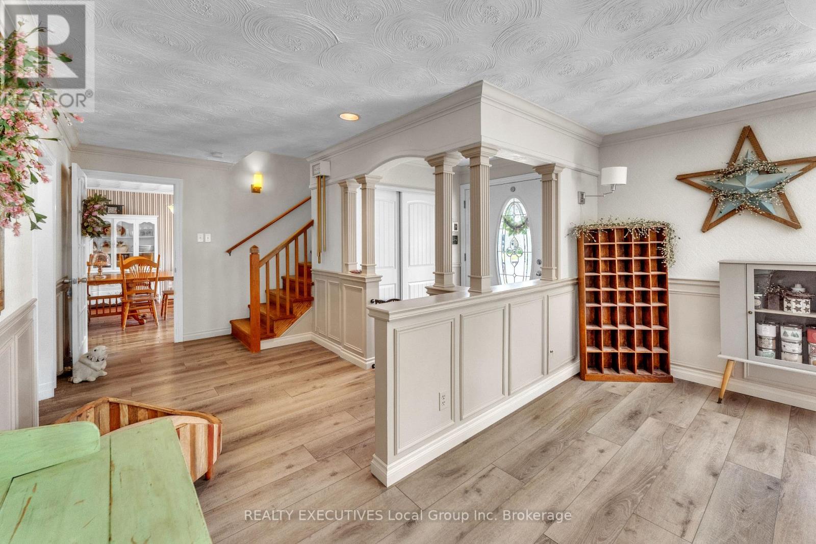 120 CAMPBELL AVENUE - 17